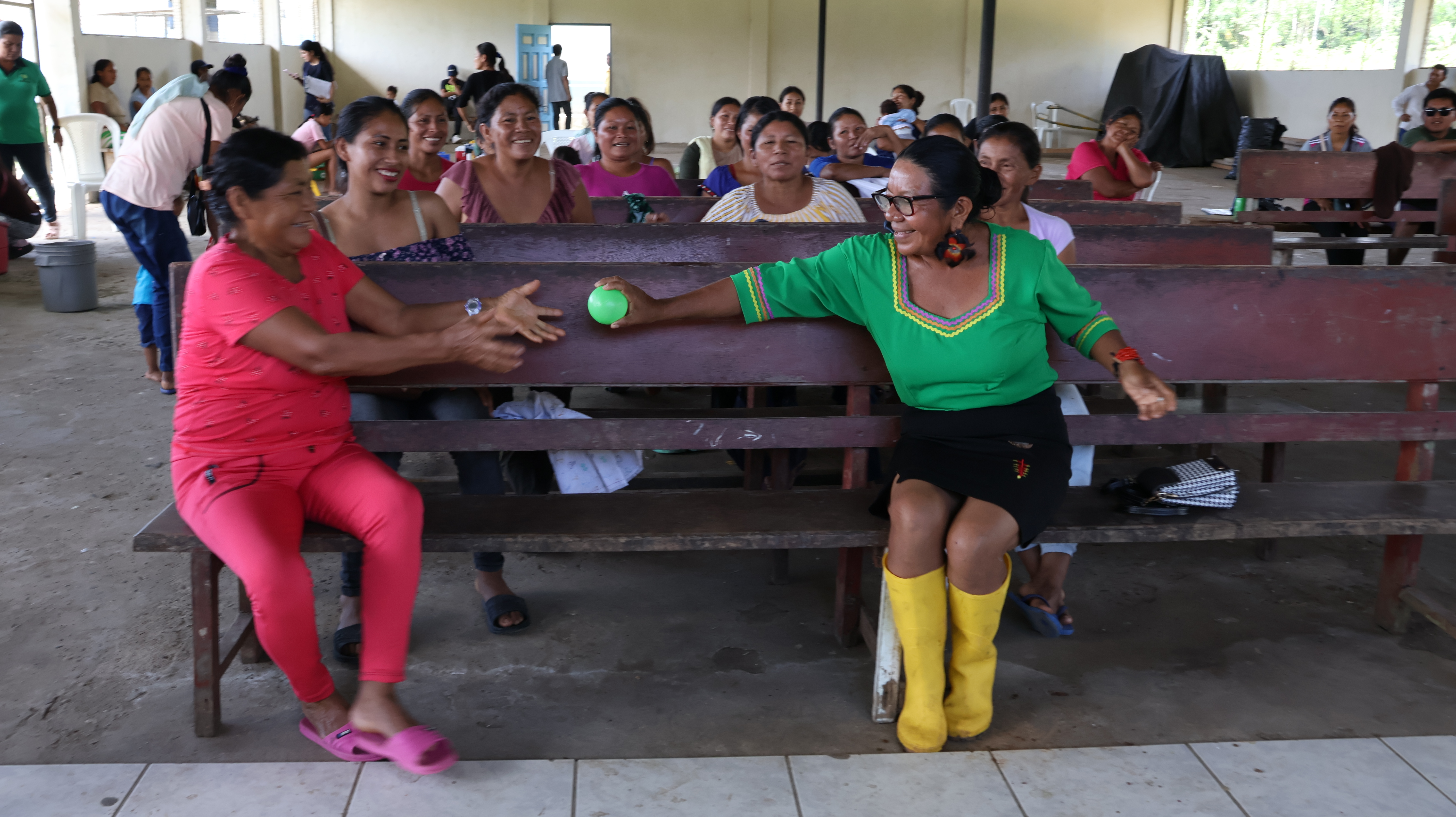 Fortaleciendo familias y valores, alcaldía y COCAPRODE impulsan el desarrollo integral en la comuna kichwa Patas Yaku