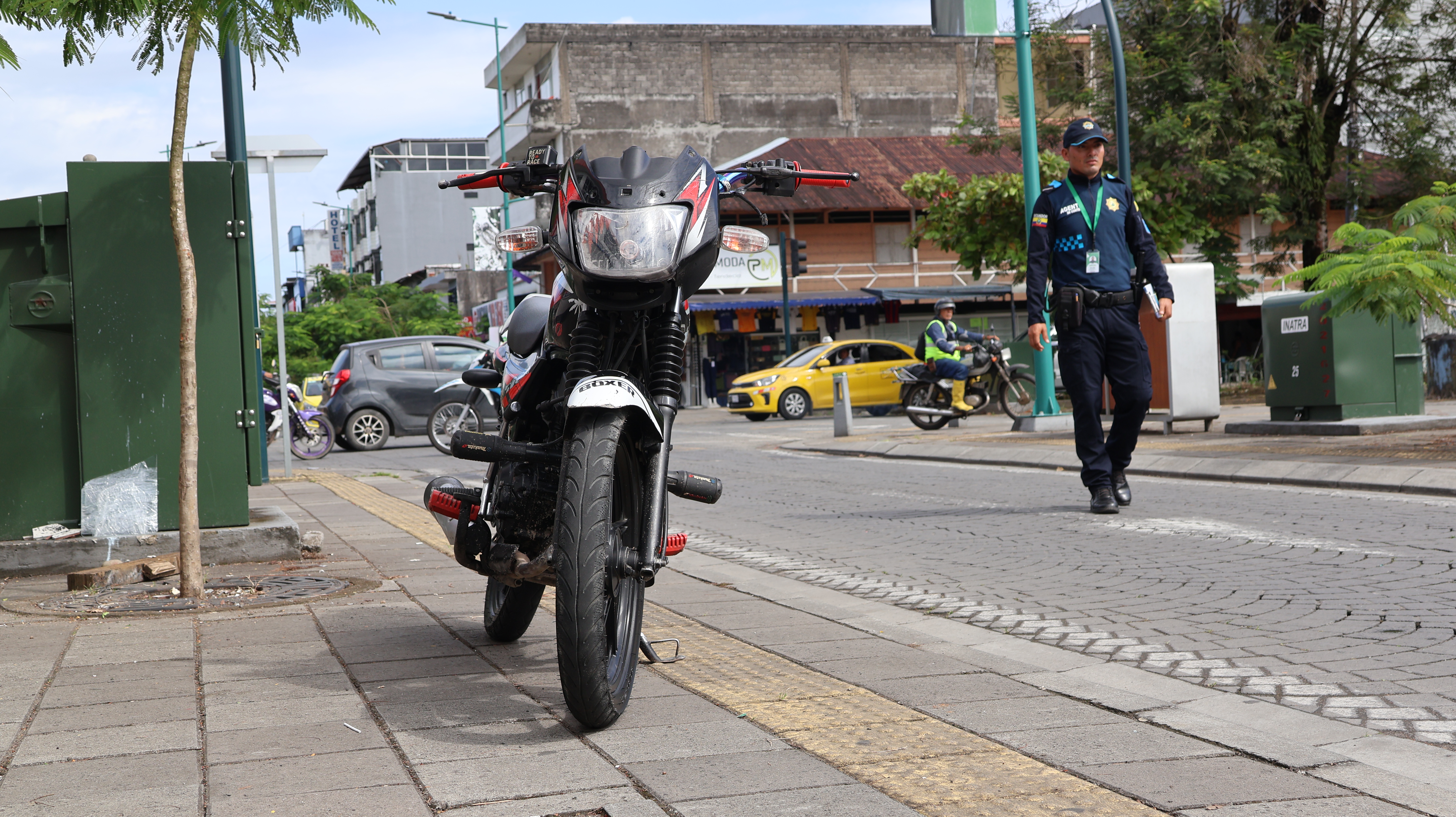 Orden y movilidad para todos con operativo de control en veredas
