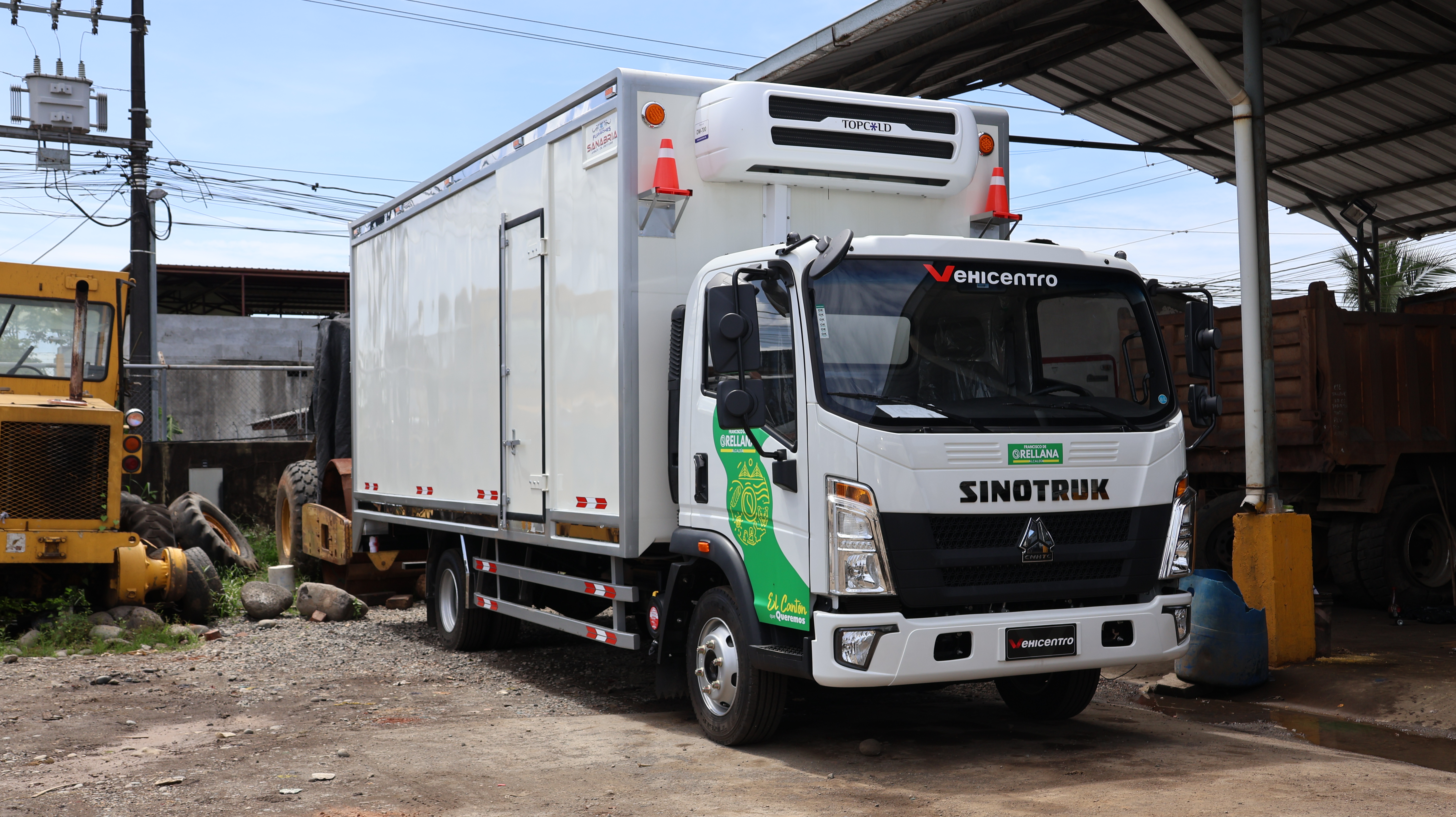 Alcaldía adquiere un moderno camión refrigerador de transporte de productos cárnicos