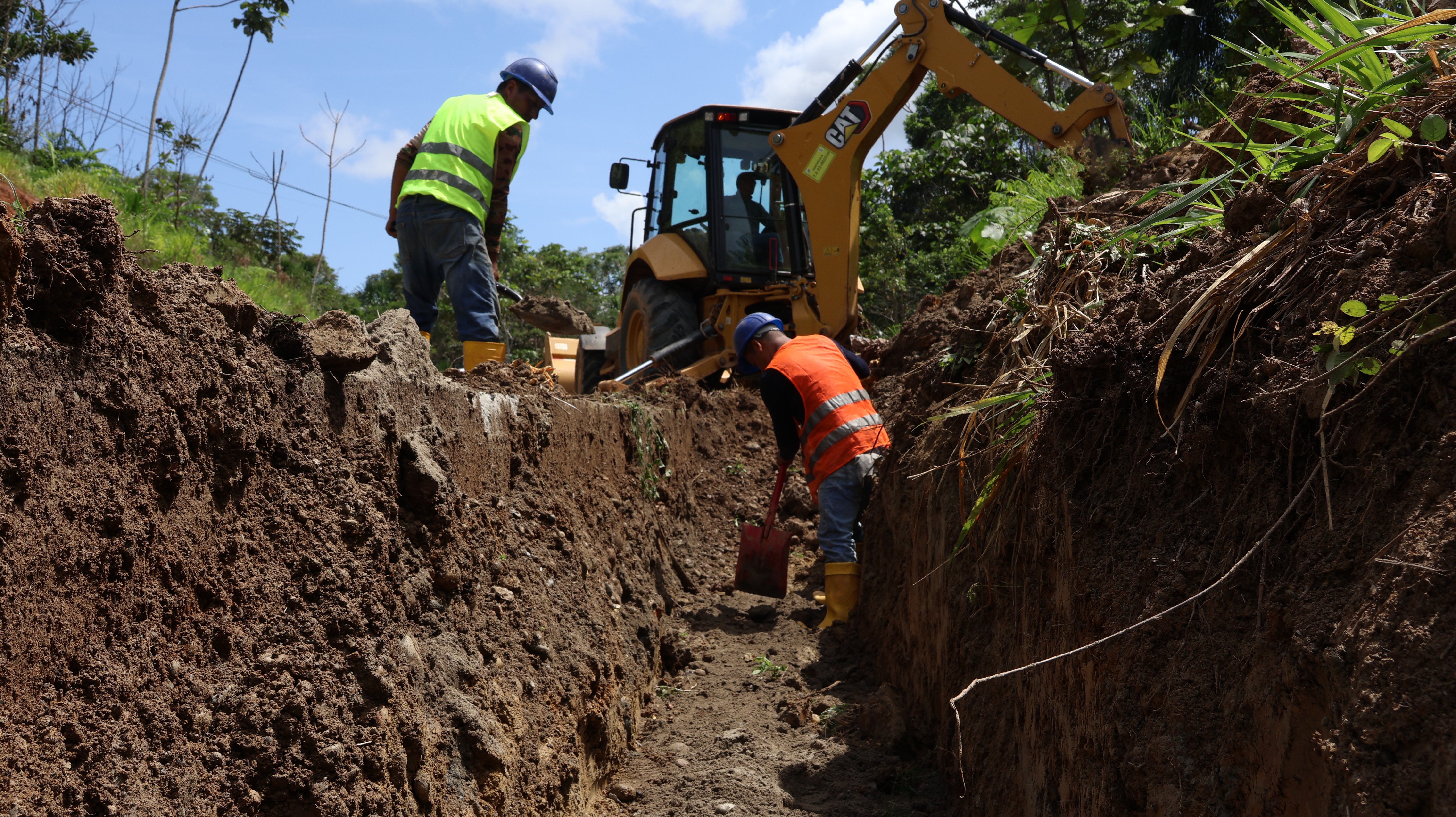 Comunidades de La Belleza celebran el avance de su nuevo sistema de agua potable