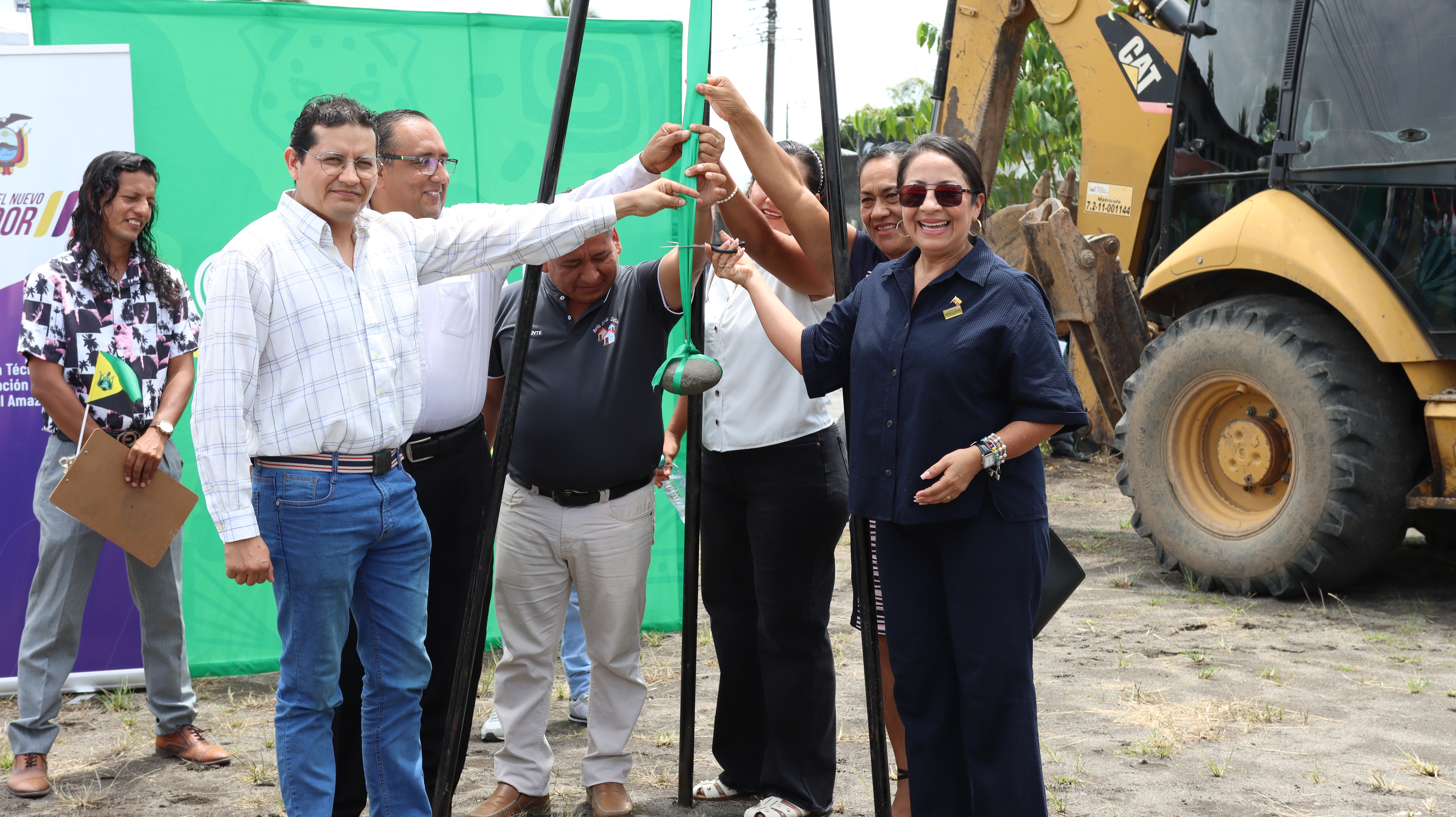 ¡Renace la esperanza en El Coca! Alcaldesa Shirma Cortés coloca la primera piedra del nuevo sistema de alcantarillado pluvial